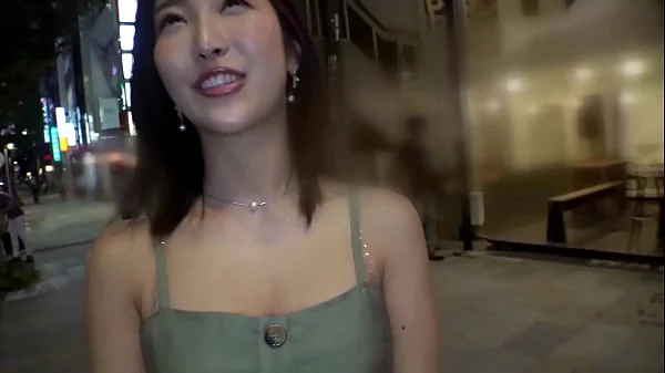 健康的な褐色極上ボディを魅せつけられて一発ノックアウト！！一見ツンとしてそうなクールビューティーセレブ妻が乱れ狂うイキッぱなしの痙攣絶頂セックス！！Part1